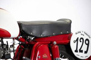 Bild 41/50 von Mondial 175 Turismo Veloce (1956)