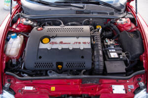 Image 30/40 de Alfa Romeo GT 2.0 JTS (2004)