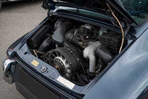 Bild 7/10 von Porsche 911 Carrera 4 (1989)