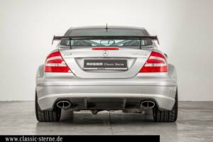 Imagen 5/15 de Mercedes-Benz CLK DTM AMG (2007)