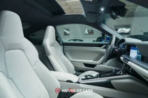 Image 17/22 of Porsche 911 Carrera S (2019)