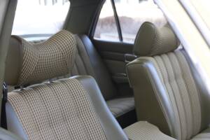 Bild 51/76 von Mercedes-Benz 280 SE (1977)