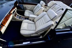 Image 27/50 of Rolls-Royce Corniche III (1990)