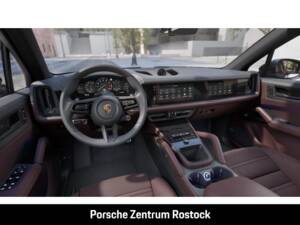 Image 11/14 of Porsche Cayenne S E-Hybrid (2026)