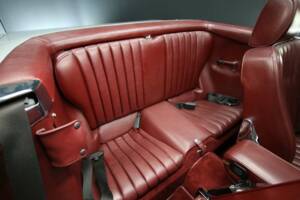 Immagine 17/30 di Mercedes-Benz 300 SL (1988)