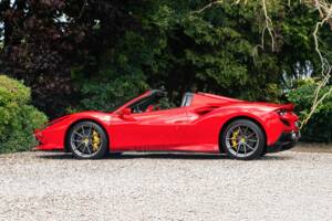 Image 6/19 of Ferrari F8 Spider (2020)