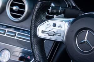 Bild 28/50 von Mercedes-Benz C 300 d (2019)