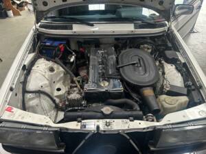 Image 7/8 de Mercedes-Benz 280 CE (1982)