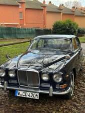 Image 4/51 of Jaguar 420 (1967)