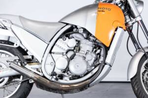 Afbeelding 19/38 van Aprilia DUMMY (1996)