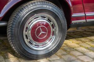 Image 12/35 de Mercedes-Benz 230 SL (1963)
