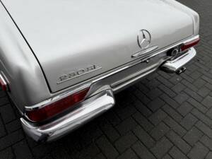 Image 35/36 de Mercedes-Benz 230 SL (1965)