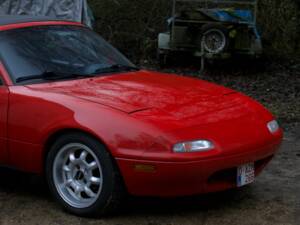 Image 5/8 of Mazda MX-5 1.6 (1990)