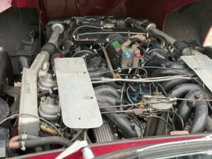 Afbeelding 24/25 van Jaguar E-Type V12 (2+2) (1972)