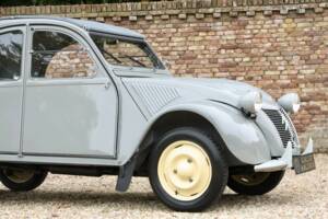 Image 21/50 of Citroën 2 CV AZ (1955)