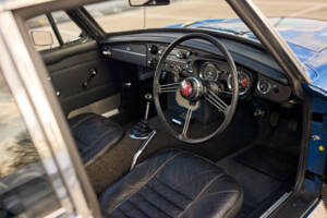 Image 75/100 de MG MGC GT (1970)