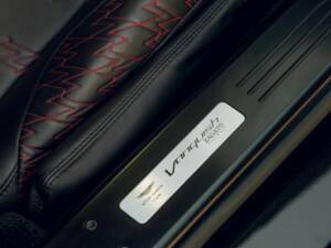 Imagen 11/50 de Aston Martin Vanquish Zagato Shooting Brake (2019)