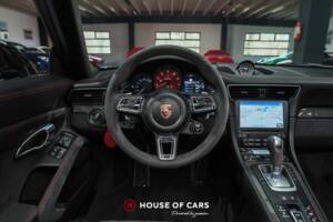 Bild 16/25 von Porsche 911 Carrera GTS (2017)