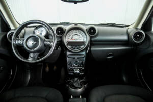 Image 7/50 of Mini One Countryman (2011)