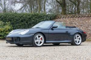 Image 21/50 of Porsche 911 Carrera 4S (2003)