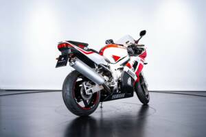 Bild 4/49 von Yamaha DUMMY (1999)