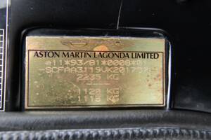 Image 34/50 of Aston Martin DB 7 Volante (1997)