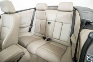 Image 39/50 of BMW 118i (2008)