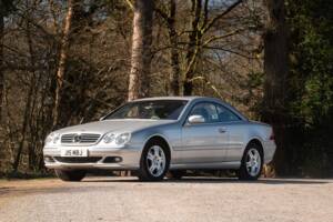 Image 49/50 of Mercedes-Benz CL 500 (2002)
