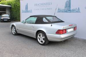 Image 3/50 of Mercedes-Benz SL 320 (2001)