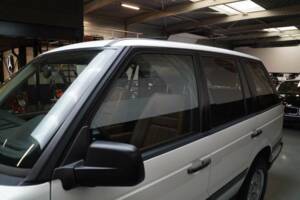 Bild 37/50 von Land Rover Range Rover 4.0 SE (1997)