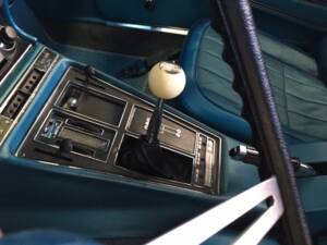 Image 18/40 of Chevrolet Corvette Stingray (1969)