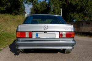Image 96/100 of Mercedes-Benz 500 SEL (1983)