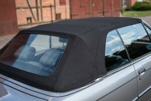 Image 16/71 of BMW 325i (1989)