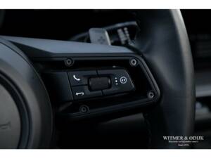 Image 25/42 of Porsche 911 Carrera (2020)