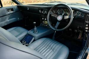 Image 8/16 de Aston Martin DBS V8 (1970)