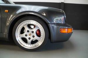 Imagen 13/50 de Porsche 911 Carrera 2 (1990)