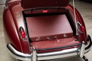 Afbeelding 25/34 van Jaguar XK 150 3.4 S OTS (1958)