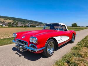 Image 5/25 of Chevrolet Corvette (1958)