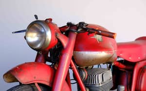Image 29/83 of MV Agusta 175 CS Sport Disco Volante (1955)