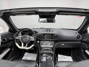 Bild 16/26 von Mercedes-Benz SL 500 (2015)