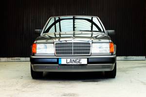 Image 1/73 de Mercedes-Benz 230 E (1991)
