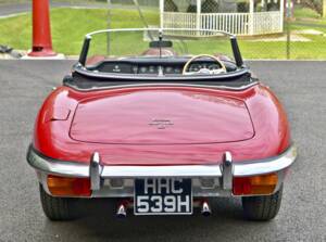 Image 15/49 de Jaguar E-Type (1970)