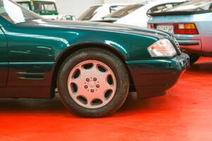 Image 8/50 of Mercedes-Benz SL 320 (1995)