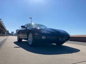 Immagine 18/24 di Jaguar XKR (2002)