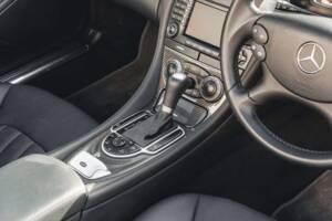 Image 43/50 de Mercedes-Benz SL 55 AMG (2006)