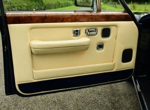 Image 40/50 of Rolls-Royce Silver Spur III (1995)