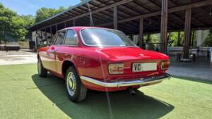 Afbeelding 16/63 van Alfa Romeo Giulia GT 1300 Junior (1971)