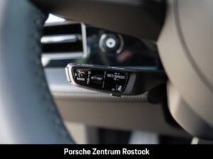 Obraz 16/35 pojazdu Porsche Taycan 4S (1900)