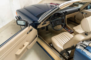 Imagen 7/40 de Mercedes-Benz 300 SL (1987)
