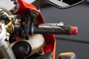 Immagine 20/50 di Ducati DUMMY (1997)